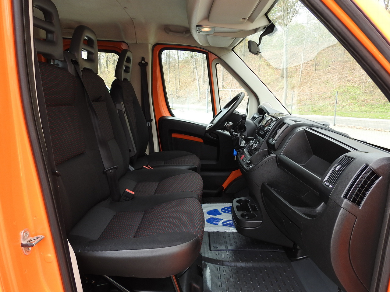 Utilitaire double cabine PEUGEOT BOXER STAKE BODY TARPAULIN DOUBLE CABIN DOKA 7 SEATS AIR CONDITIONING PNEUMATICS 140HP: photos 33 Utilitaire double cabine PEUGEOT BOXER STAKE BODY TARPAULIN DOUBLE CABIN DOKA 7 SEATS AIR CONDITIONING PNEUMATICS 140HP: photos 33