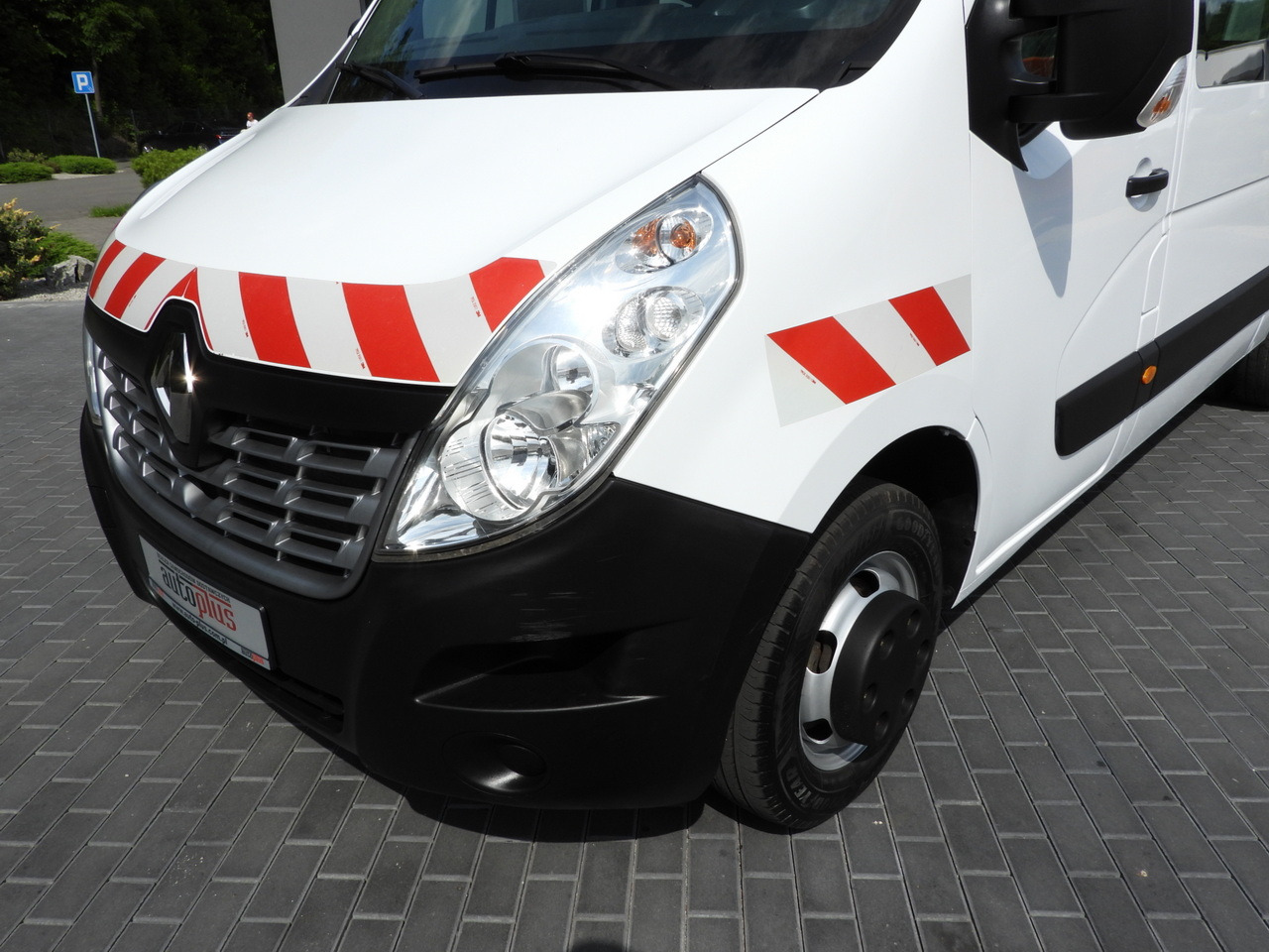 Fourgon utilitaire RENAULT MASTER BOX DELIVERY VAN 7 SEATS CRUISE CONTROL TWIN WHEELS AIR CONDITIONING 145HP: photos 19 Fourgon utilitaire RENAULT MASTER BOX DELIVERY VAN 7 SEATS CRUISE CONTROL TWIN WHEELS AIR CONDITIONING 145HP: photos 19