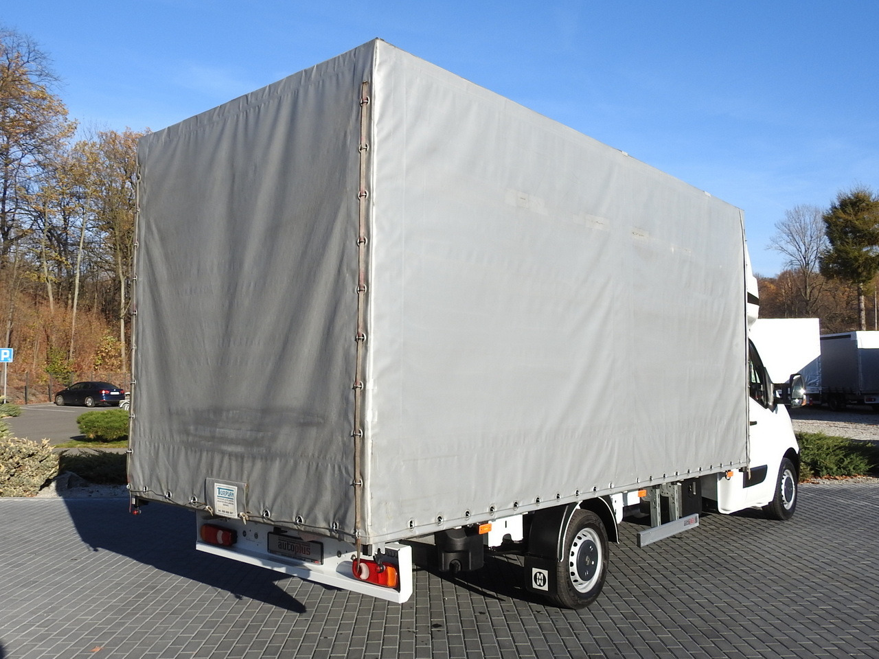 RENAULT MASTER TARPAULIN 10 PALLETS CRUISE CONTROL AIR CONDITIONING PNEUMATICS 170HP - Utilitaire plateau baché: photos 3 RENAULT MASTER TARPAULIN 10 PALLETS CRUISE CONTROL AIR CONDITIONING PNEUMATICS 170HP - Utilitaire plateau baché: photos 3
