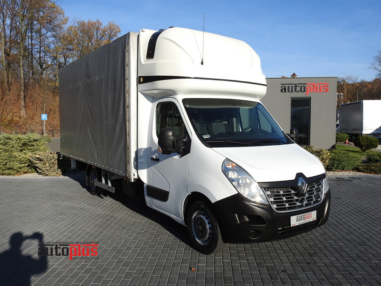 RENAULT MASTER TARPAULIN 10 PALLETS CRUISE CONTROL AIR CONDITIONING PNEUMATICS 170HP - Utilitaire plateau baché: photos 1 RENAULT MASTER TARPAULIN 10 PALLETS CRUISE CONTROL AIR CONDITIONING PNEUMATICS 170HP - Utilitaire plateau baché: photos 1