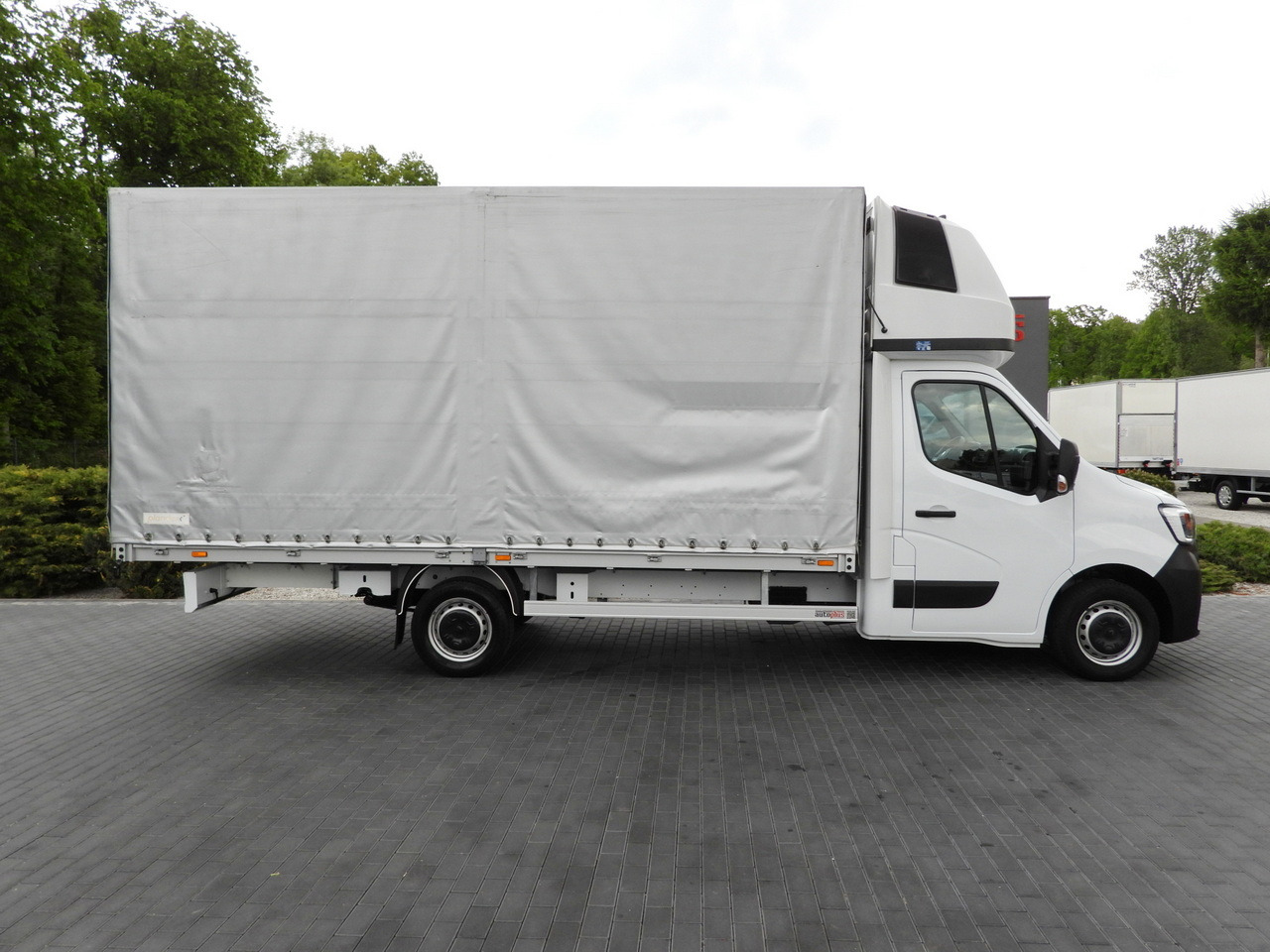 Utilitaire plateau baché RENAULT MASTER TARPAULIN 10 PALLETS CRUISE CONTROL LED LIGHTS PNEUMATICS AIR CONDITIONING 165HP: photos 7 Utilitaire plateau baché RENAULT MASTER TARPAULIN 10 PALLETS CRUISE CONTROL LED LIGHTS PNEUMATICS AIR CONDITIONING 165HP: photos 7