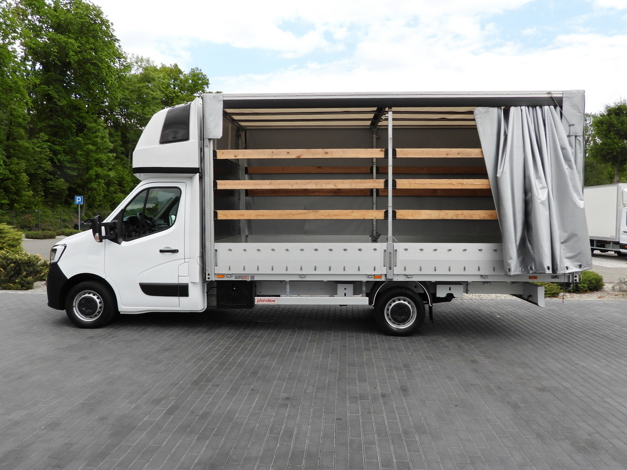 Utilitaire plateau baché RENAULT MASTER TARPAULIN 10 PALLETS CRUISE CONTROL LED LIGHTS PNEUMATICS AIR CONDITIONING 165HP: photos 8 Utilitaire plateau baché RENAULT MASTER TARPAULIN 10 PALLETS CRUISE CONTROL LED LIGHTS PNEUMATICS AIR CONDITIONING 165HP: photos 8