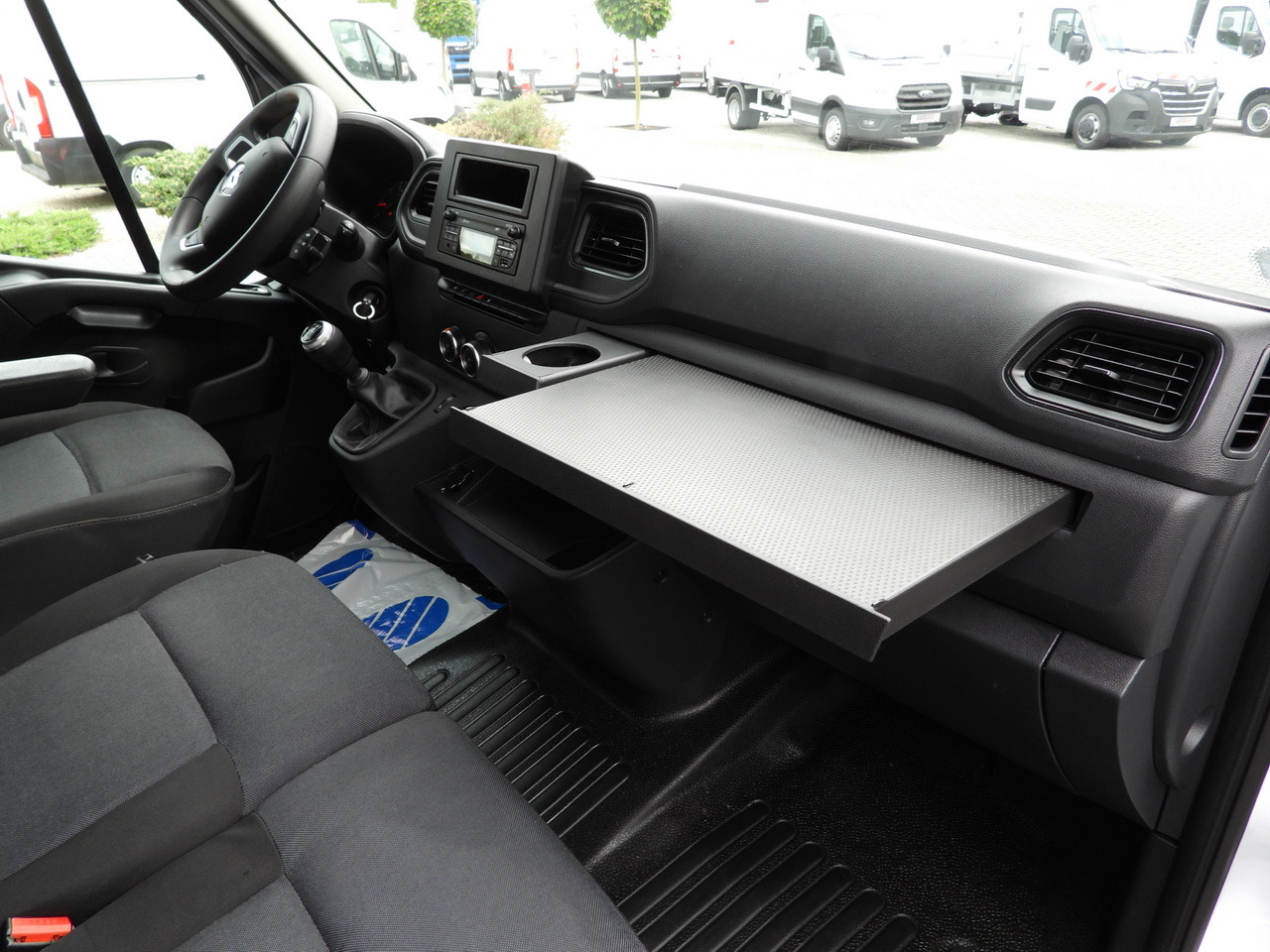 Utilitaire plateau baché RENAULT MASTER TARPAULIN 10 PALLETS CRUISE CONTROL LED LIGHTS PNEUMATICS AIR CONDITIONING 165HP: photos 42 Utilitaire plateau baché RENAULT MASTER TARPAULIN 10 PALLETS CRUISE CONTROL LED LIGHTS PNEUMATICS AIR CONDITIONING 165HP: photos 42