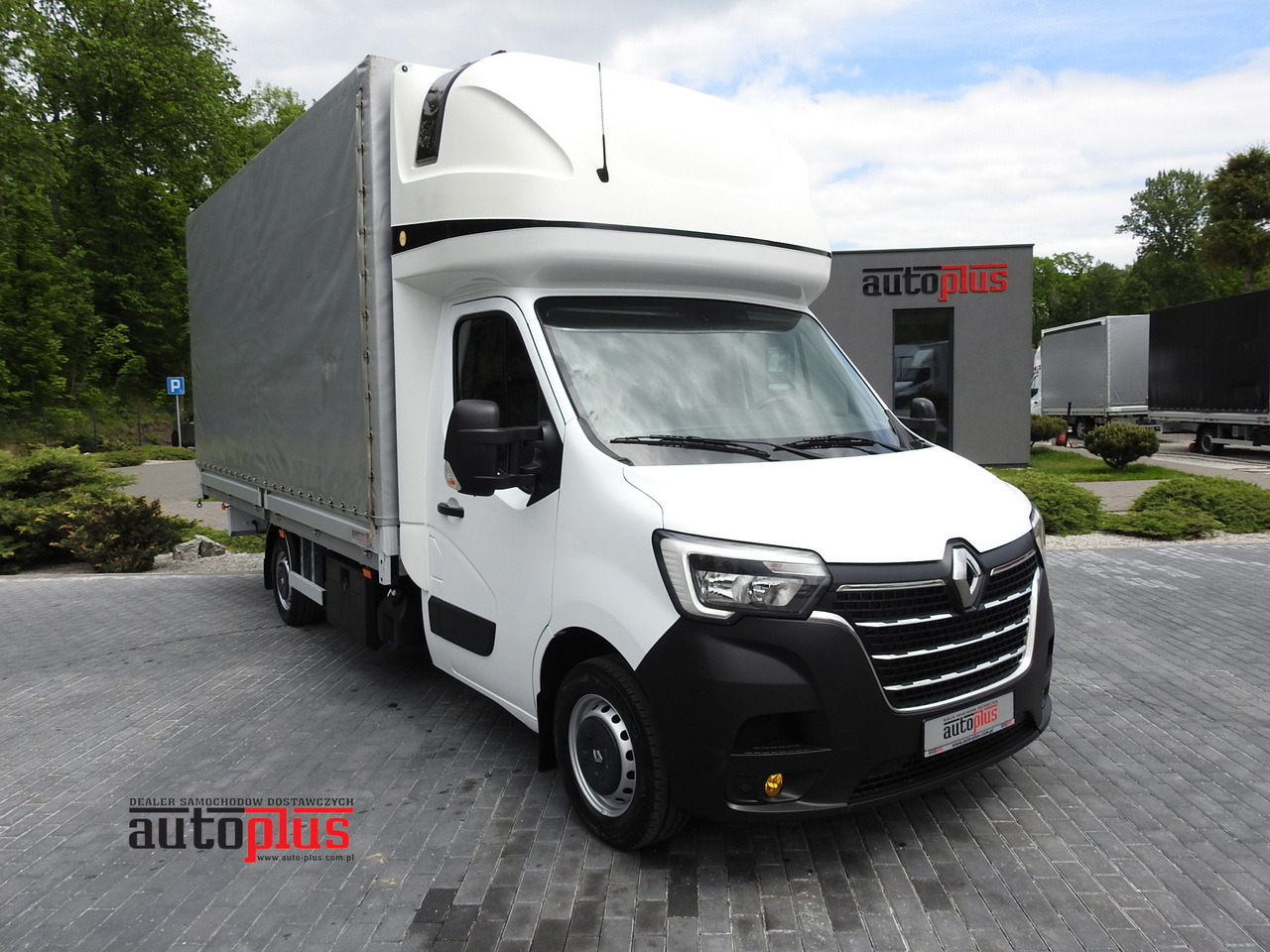 RENAULT MASTER TARPAULIN 10 PALLETS WEBASTO CRUISE CONTROL AIR CONDITIONING LED LIGHTS 165HP - Utilitaire plateau baché: photos 1 RENAULT MASTER TARPAULIN 10 PALLETS WEBASTO CRUISE CONTROL AIR CONDITIONING LED LIGHTS 165HP - Utilitaire plateau baché: photos 1
