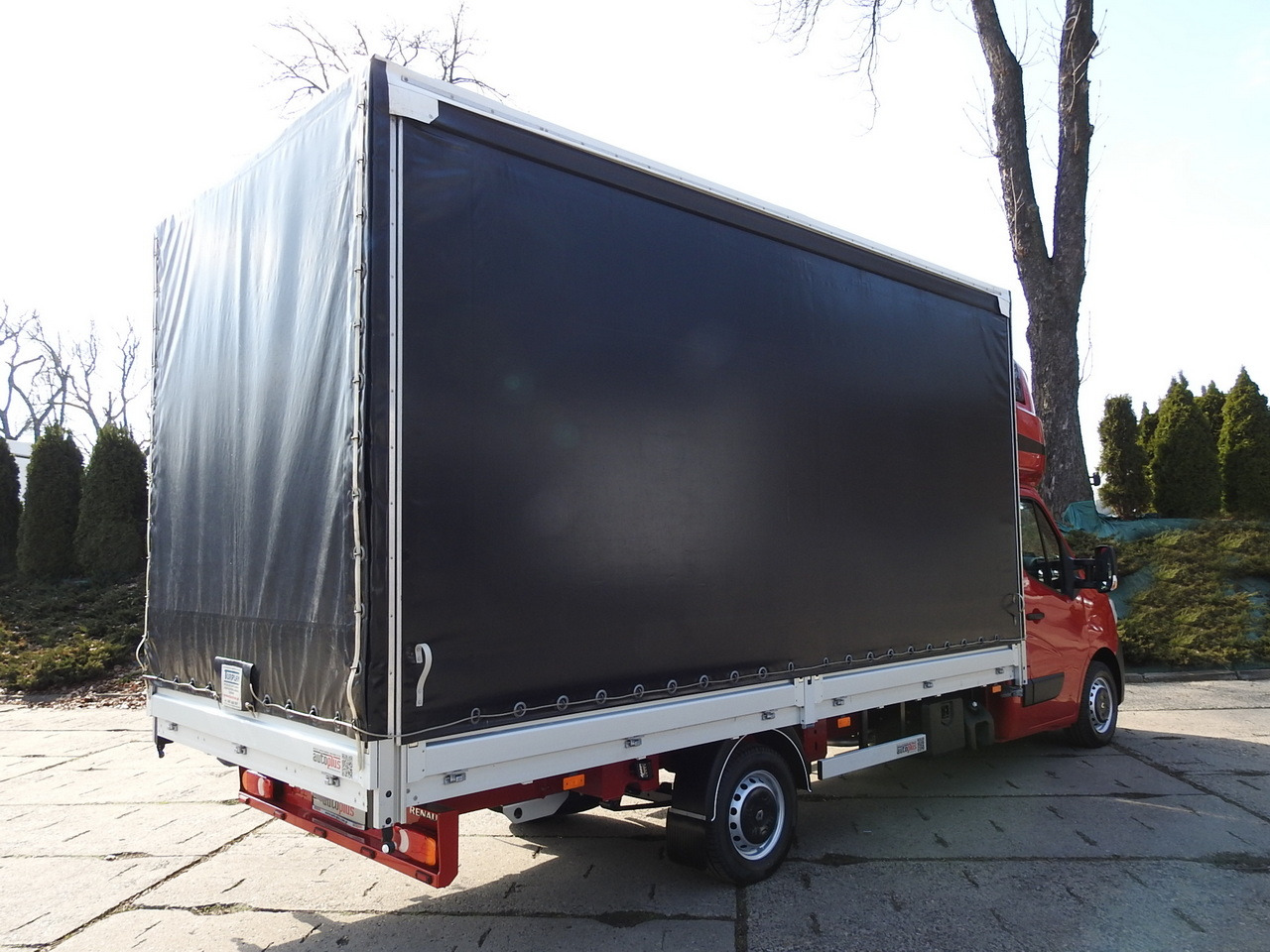 RENAULT MASTER TARPAULIN 10 PALLETS WEBASTO CRUISE CONTROL AIR CONDITIONING LED LIGHTS PNEUMATICS 165HP - Utilitaire plateau baché: photos 3 RENAULT MASTER TARPAULIN 10 PALLETS WEBASTO CRUISE CONTROL AIR CONDITIONING LED LIGHTS PNEUMATICS 165HP - Utilitaire plateau baché: photos 3