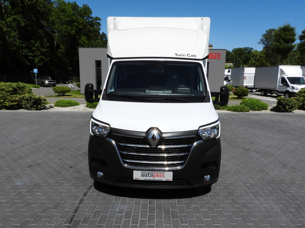 RENAULT MASTER TARPAULIN 10 PALLETS WEBASTO CRUISE CONTROL LED LIGHTS PNEUMATICS AIR CONDITIONING 165HP - Utilitaire plateau baché: photos 5 RENAULT MASTER TARPAULIN 10 PALLETS WEBASTO CRUISE CONTROL LED LIGHTS PNEUMATICS AIR CONDITIONING 165HP - Utilitaire plateau baché: photos 5