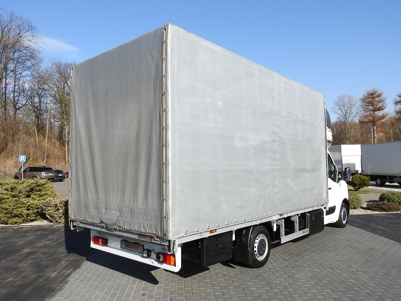 RENAULT MASTER TARPAULIN 10 PALLETS WEBASTO CRUISE CONTROL LED LIGHTS PNEUMATICS AIR CONDITIONING 165HP - Utilitaire plateau baché: photos 3 RENAULT MASTER TARPAULIN 10 PALLETS WEBASTO CRUISE CONTROL LED LIGHTS PNEUMATICS AIR CONDITIONING 165HP - Utilitaire plateau baché: photos 3