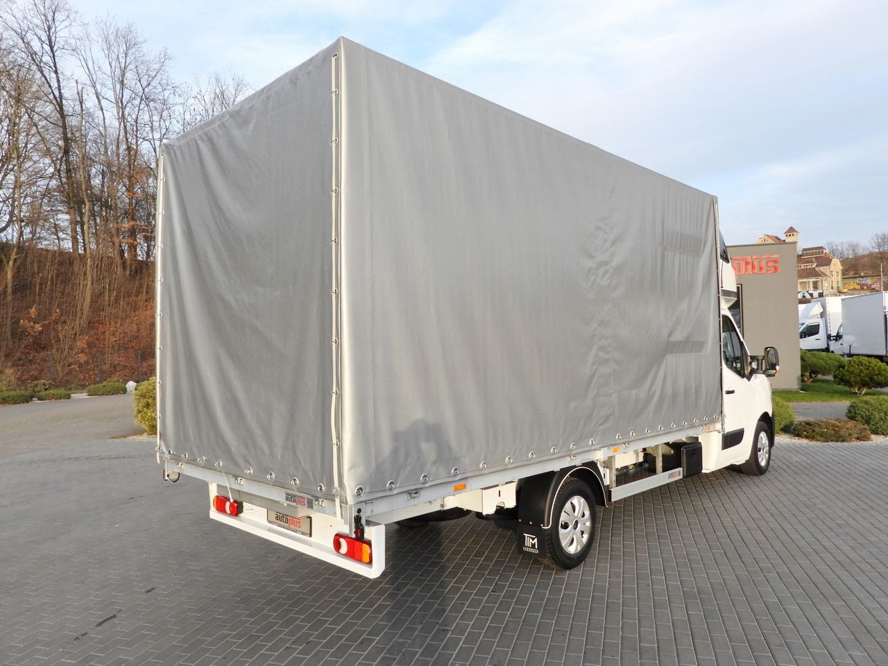RENAULT MASTER TARPAULIN 10 PALLETS WEBASTO CRUISE CONTROL LED LIGHTS PNEUMATICS AIR CONDITIONING 165HP - Utilitaire plateau baché: photos 3 RENAULT MASTER TARPAULIN 10 PALLETS WEBASTO CRUISE CONTROL LED LIGHTS PNEUMATICS AIR CONDITIONING 165HP - Utilitaire plateau baché: photos 3