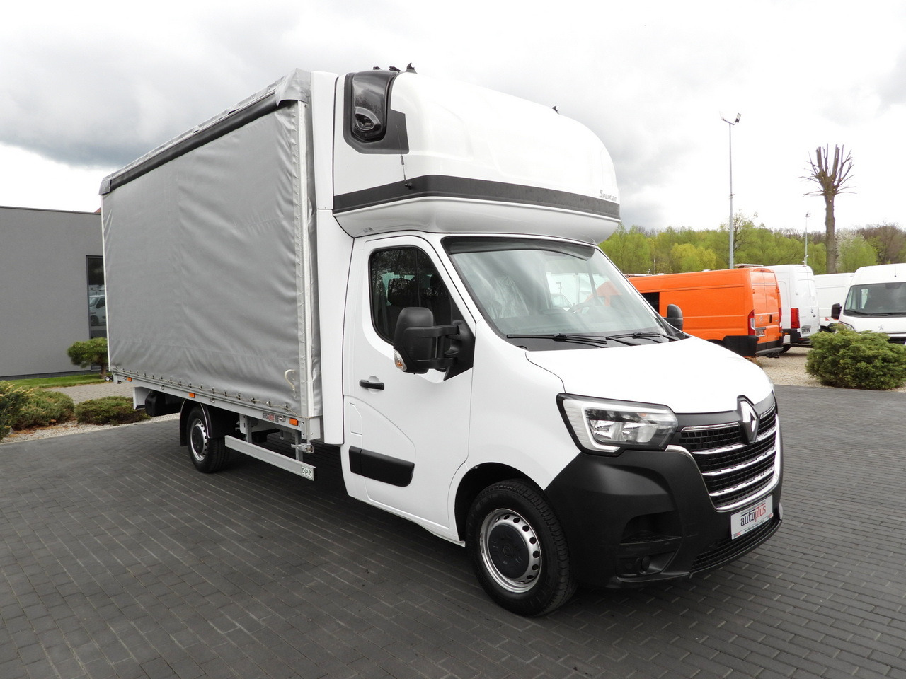 RENAULT MASTER TARPAULIN 10 PALLETS WEBASTO CRUISE CONTROL LED LIGHTS PNEUMATICS AIR CONDITIONING 165HP - Utilitaire plateau baché: photos 4 RENAULT MASTER TARPAULIN 10 PALLETS WEBASTO CRUISE CONTROL LED LIGHTS PNEUMATICS AIR CONDITIONING 165HP - Utilitaire plateau baché: photos 4