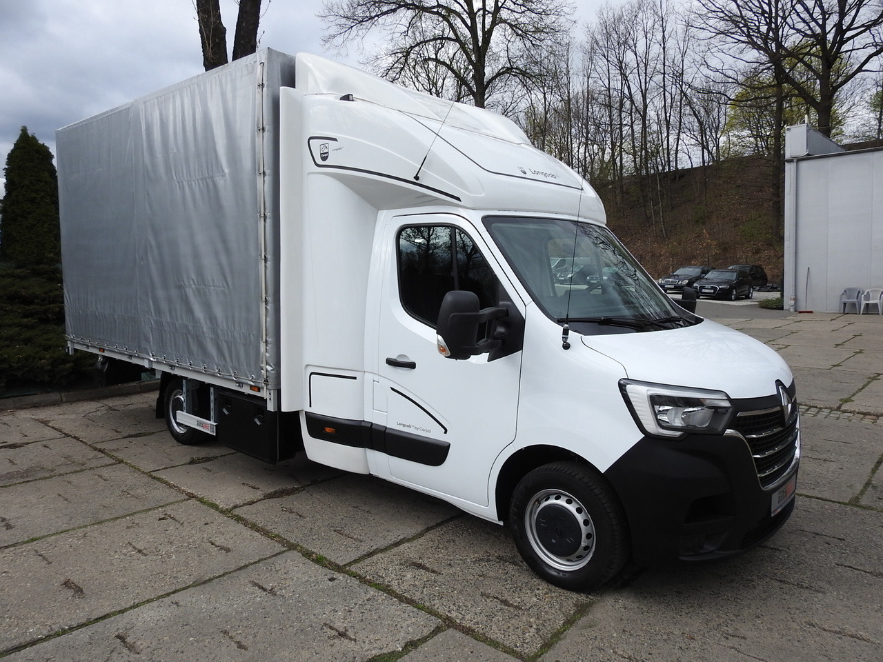 RENAULT MASTER TARPAULIN 10 PALLETS WEBASTO CRUISE CONTROL NAVIGATION AIR CONDITIONING LED LIGHTS PNEUMATICS 165HP - Utilitaire plateau baché: photos 4 RENAULT MASTER TARPAULIN 10 PALLETS WEBASTO CRUISE CONTROL NAVIGATION AIR CONDITIONING LED LIGHTS PNEUMATICS 165HP - Utilitaire plateau baché: photos 4