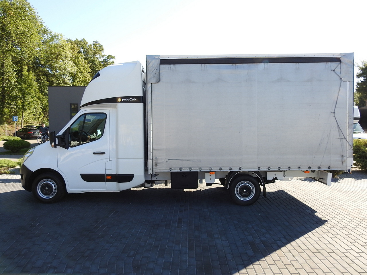 Utilitaire plateau baché RENAULT MASTER TARPAULIN 8 PALLETS WEBASTO CRUISE CONTROL AIR CONDITIONING PNEUMATICS  170HP: photos 9