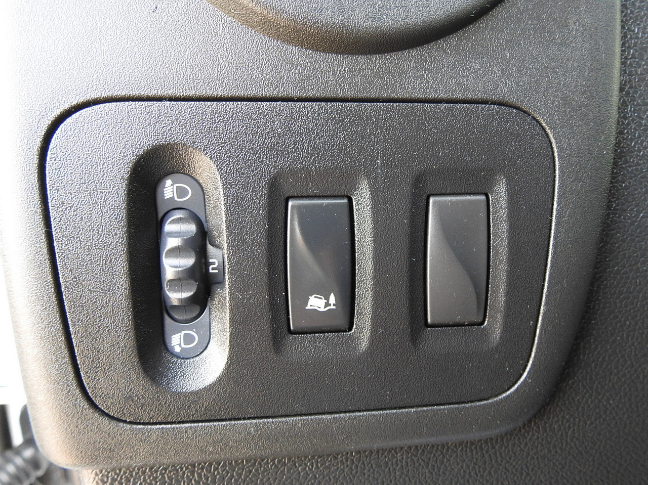 Utilitaire plateau baché RENAULT MASTER TARPAULIN 8 PALLETS WEBASTO CRUISE CONTROL AIR CONDITIONING PNEUMATICS 170HP: photos 31 Utilitaire plateau baché RENAULT MASTER TARPAULIN 8 PALLETS WEBASTO CRUISE CONTROL AIR CONDITIONING PNEUMATICS 170HP: photos 31