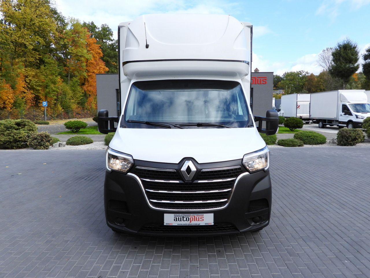 RENAULT MASTER TARPAULIN LIFT 10 PALLETS CRUISE CONTROL LED LIGHTS AIR CONDITIONING 165HP - Utilitaire plateau baché: photos 5 RENAULT MASTER TARPAULIN LIFT 10 PALLETS CRUISE CONTROL LED LIGHTS AIR CONDITIONING 165HP - Utilitaire plateau baché: photos 5