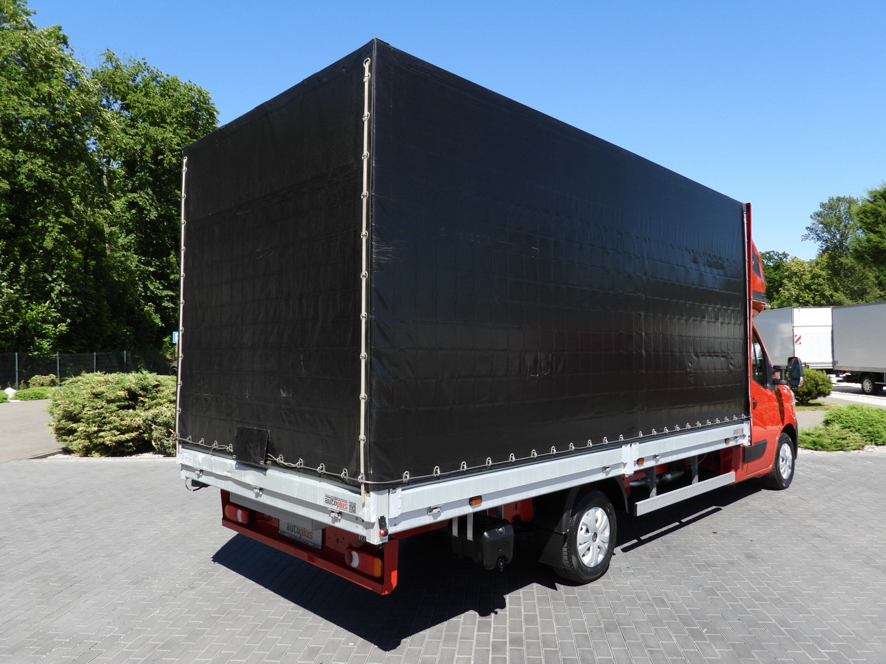RENAULT MASTER TARPAULIN WEBASTO CRUISE CONTROL LED LIGHTS PNEUMATICS AIR CONDITIONING 165HP - Utilitaire plateau baché: photos 3 RENAULT MASTER TARPAULIN WEBASTO CRUISE CONTROL LED LIGHTS PNEUMATICS AIR CONDITIONING 165HP - Utilitaire plateau baché: photos 3