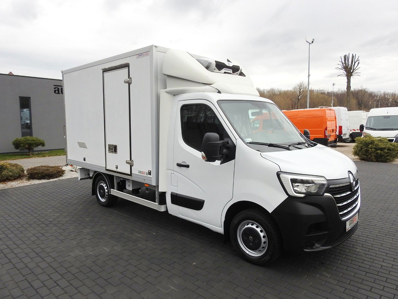 Renault MASTER KÜHLKOFFER 0*C LED LICHTER KLIMAANLAGE - Utilitaire frigorifique: photos 4 Renault MASTER KÜHLKOFFER 0*C LED LICHTER KLIMAANLAGE - Utilitaire frigorifique: photos 4