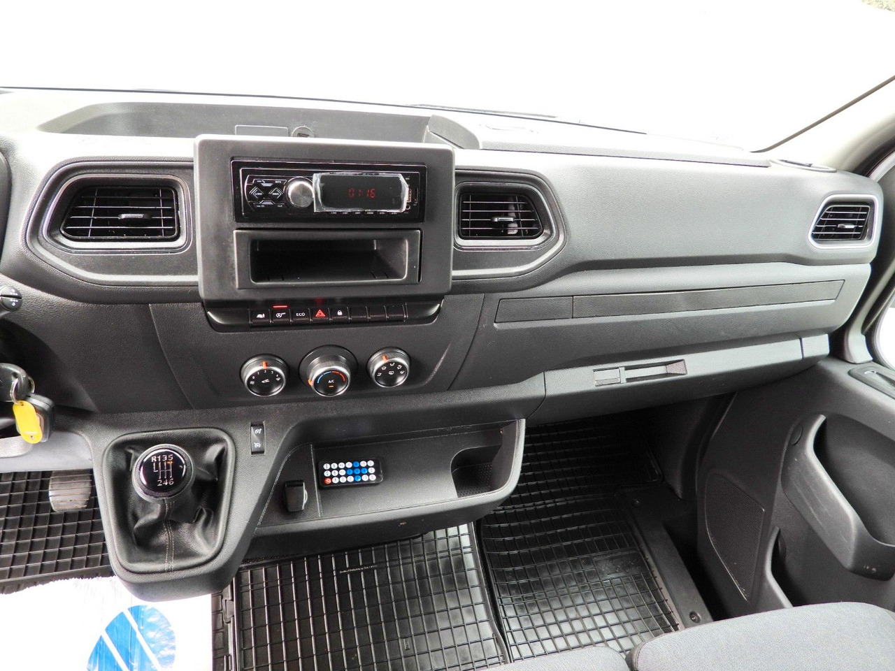 Utilitaire plateau baché Renault MASTER  PRITSCHE PLANE 10 PALETTEN WEBASTO  A/C: photos 23