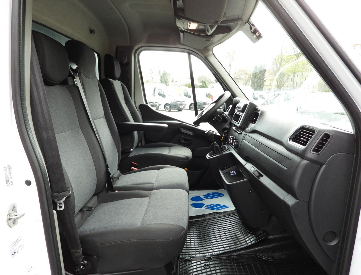 Utilitaire plateau baché Renault MASTER  PRITSCHE PLANE 10 PALETTEN WEBASTO  A/C: photos 25