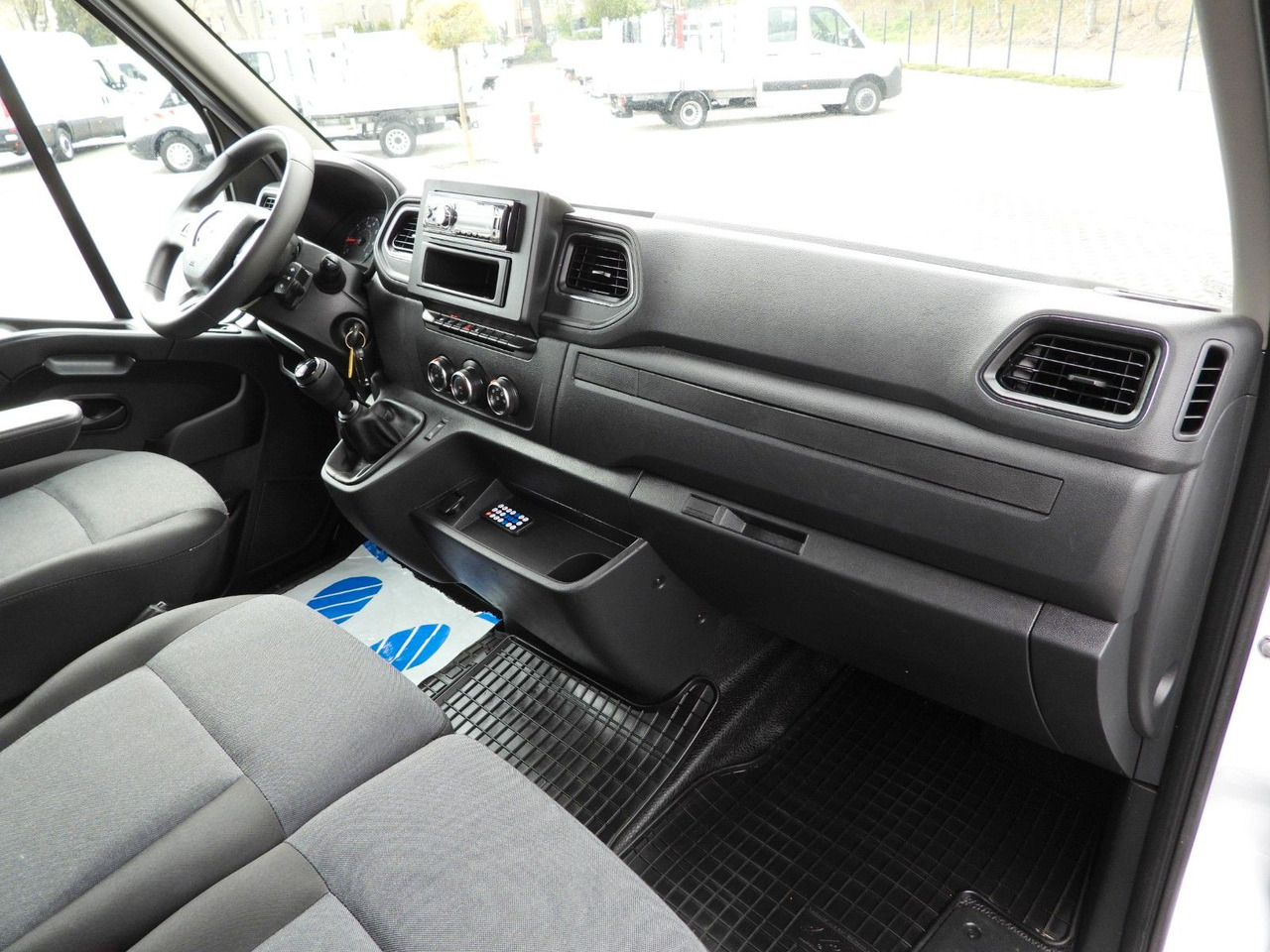 Utilitaire plateau baché Renault MASTER  PRITSCHE PLANE 10 PALETTEN WEBASTO  A/C: photos 26