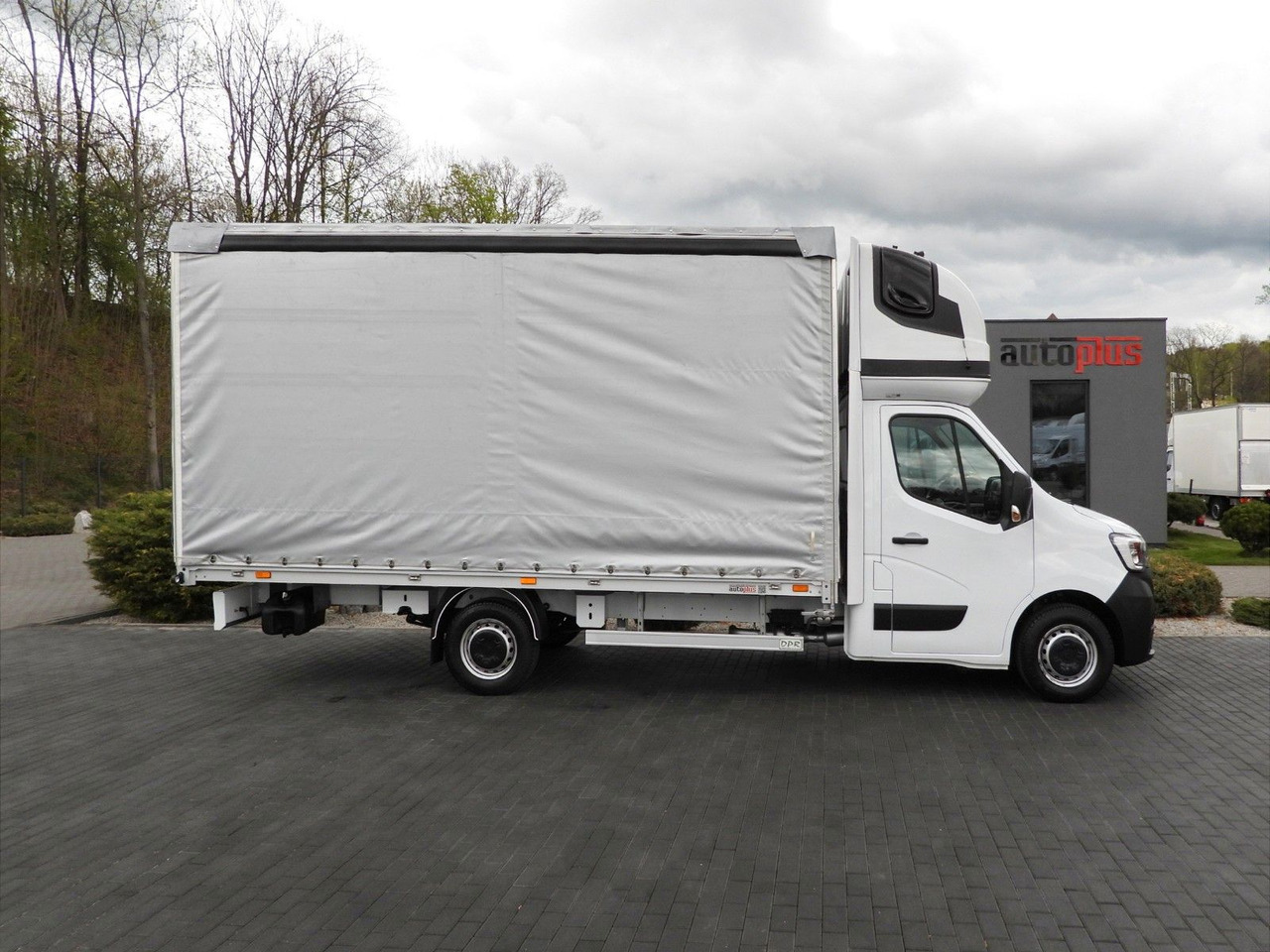 Utilitaire plateau baché Renault MASTER  PRITSCHE PLANE 10 PALETTEN WEBASTO  A/C: photos 7
