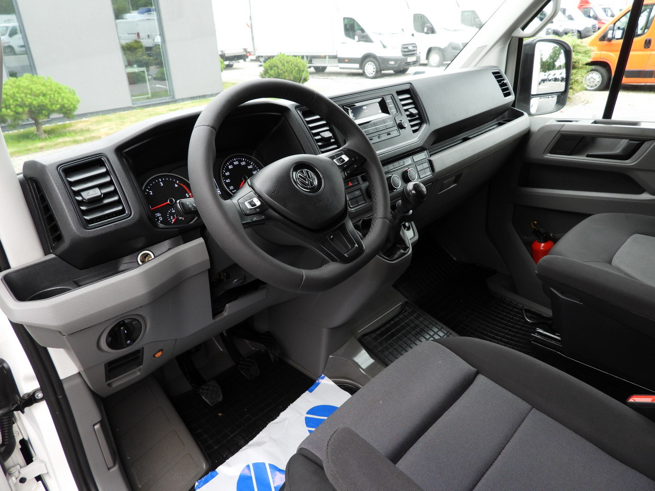 VOLKSWAGEN CRAFTER TARPAULIN 8 PALLETS WEBASTO CRUISE CONTROL LED LIGHTS AIR CONDITIONING 180HP - Utilitaire plateau baché: photos 2 VOLKSWAGEN CRAFTER TARPAULIN 8 PALLETS WEBASTO CRUISE CONTROL LED LIGHTS AIR CONDITIONING 180HP - Utilitaire plateau baché: photos 2