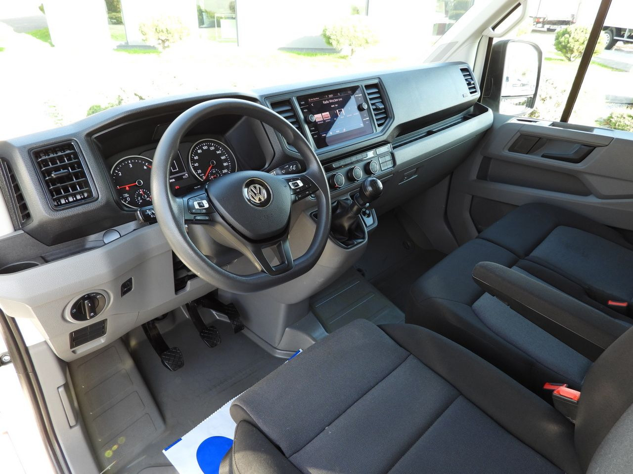 VOLKSWAGEN CRAFTER TIPPER CRUISE CONTROL NAVIGATION TWIN WHEELS AIR CONDITIONING 180HP - Utilitaire benne: photos 2 VOLKSWAGEN CRAFTER TIPPER CRUISE CONTROL NAVIGATION TWIN WHEELS AIR CONDITIONING 180HP - Utilitaire benne: photos 2