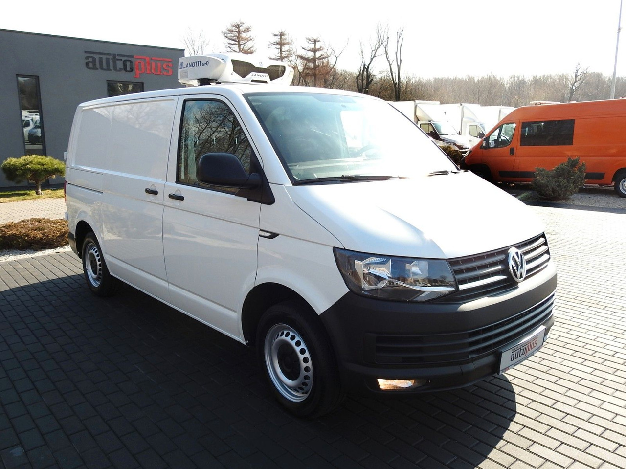 Volkswagen TRANSPORTER T6 KÜHLKASTENWAGEN 0*C TEMPOMAT - Utilitaire frigorifique: photos 4 Volkswagen TRANSPORTER T6 KÜHLKASTENWAGEN 0*C TEMPOMAT - Utilitaire frigorifique: photos 4