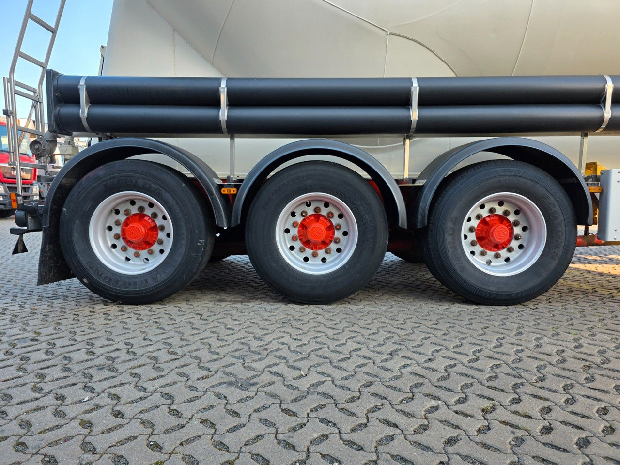 Citerne pulvérulente Feldbinder EUT 40.3/7645/A/2 / 1 Kammer: photos 27