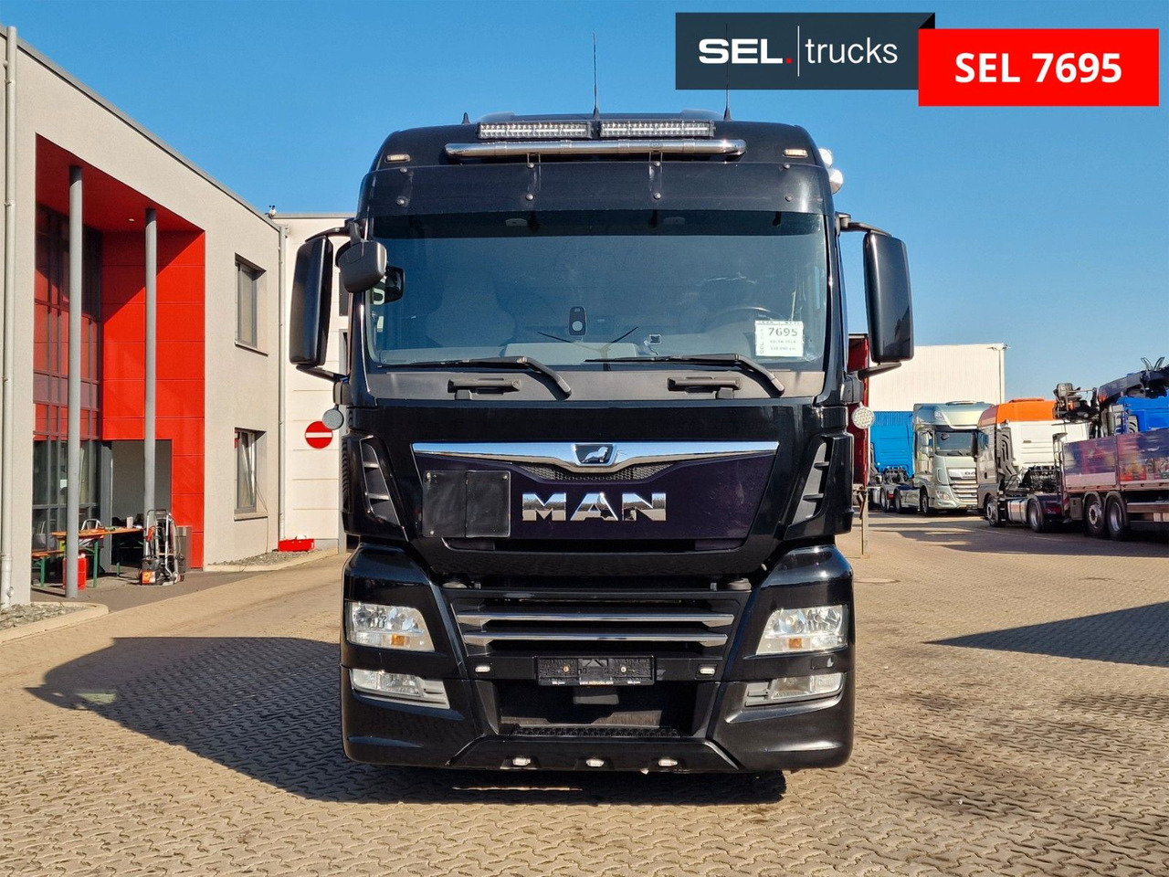 MAN TGX 24.500 6X2-2 LL-U / Intarder / Xeno / LOW KM - Camion porte-conteneur/ Caisse mobile: photos 2 MAN TGX 24.500 6X2-2 LL-U / Intarder / Xeno / LOW KM - Camion porte-conteneur/ Caisse mobile: photos 2