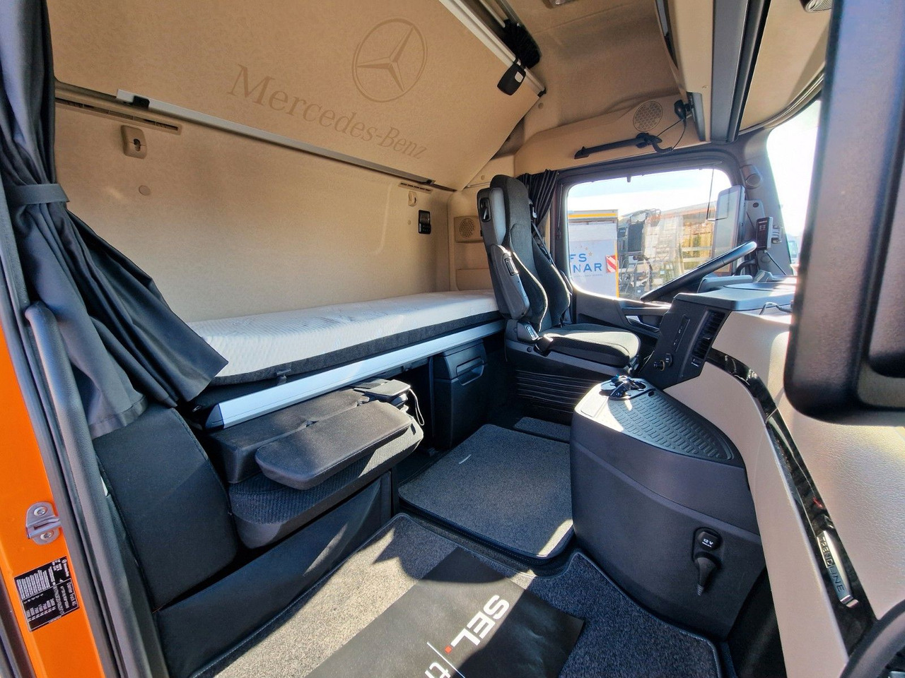 Camion à rideaux coulissants Mercedes-Benz Actros 2548 / Retarder / Euro 6E / Aluklappen: photos 18