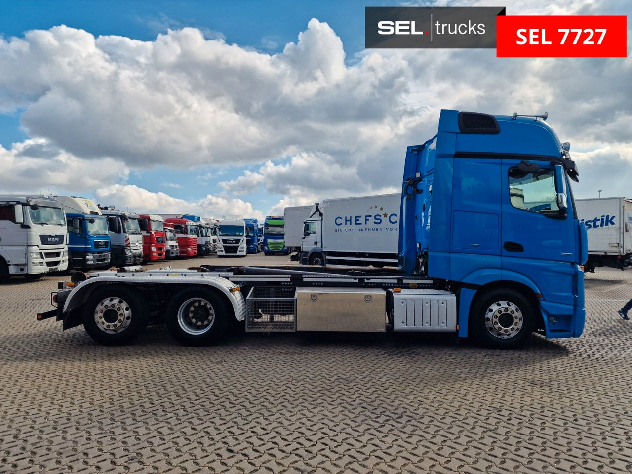 Mercedes-Benz Actros 2551 / Retarder / Standklima / Xenon - Camion ampliroll: photos 4 Mercedes-Benz Actros 2551 / Retarder / Standklima / Xenon - Camion ampliroll: photos 4