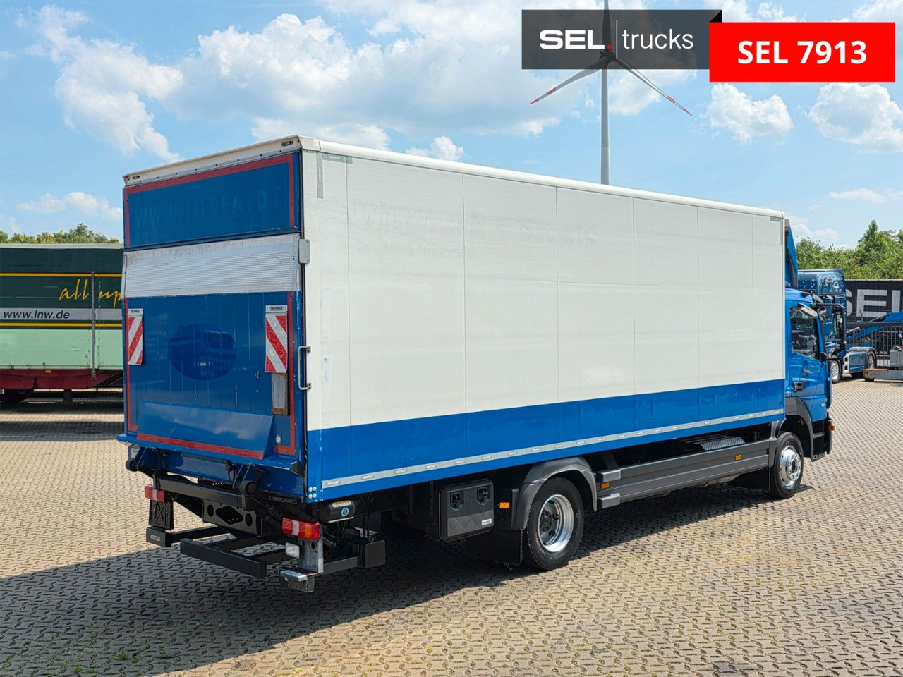 Mercedes-Benz Atego 1221 / Ladebordwand - Camion fourgon: photos 5 Mercedes-Benz Atego 1221 / Ladebordwand - Camion fourgon: photos 5