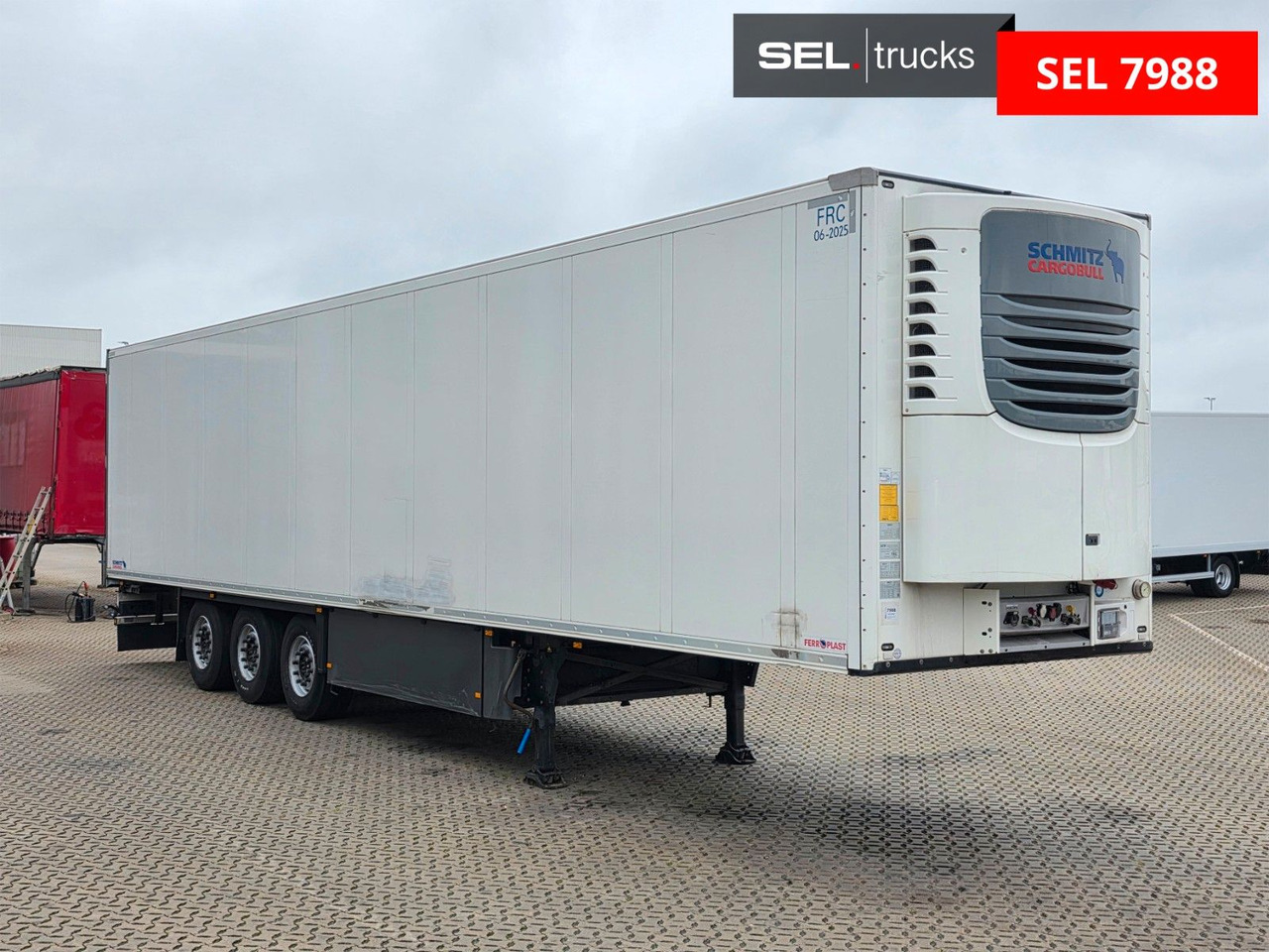 Schmitz Cargobull SKO 24/L 13.4 FP COOL V7 / FRC 06.2025 / Liftach - Semi-remorque frigorifique: photos 3 Schmitz Cargobull SKO 24/L 13.4 FP COOL V7 / FRC 06.2025 / Liftach - Semi-remorque frigorifique: photos 3
