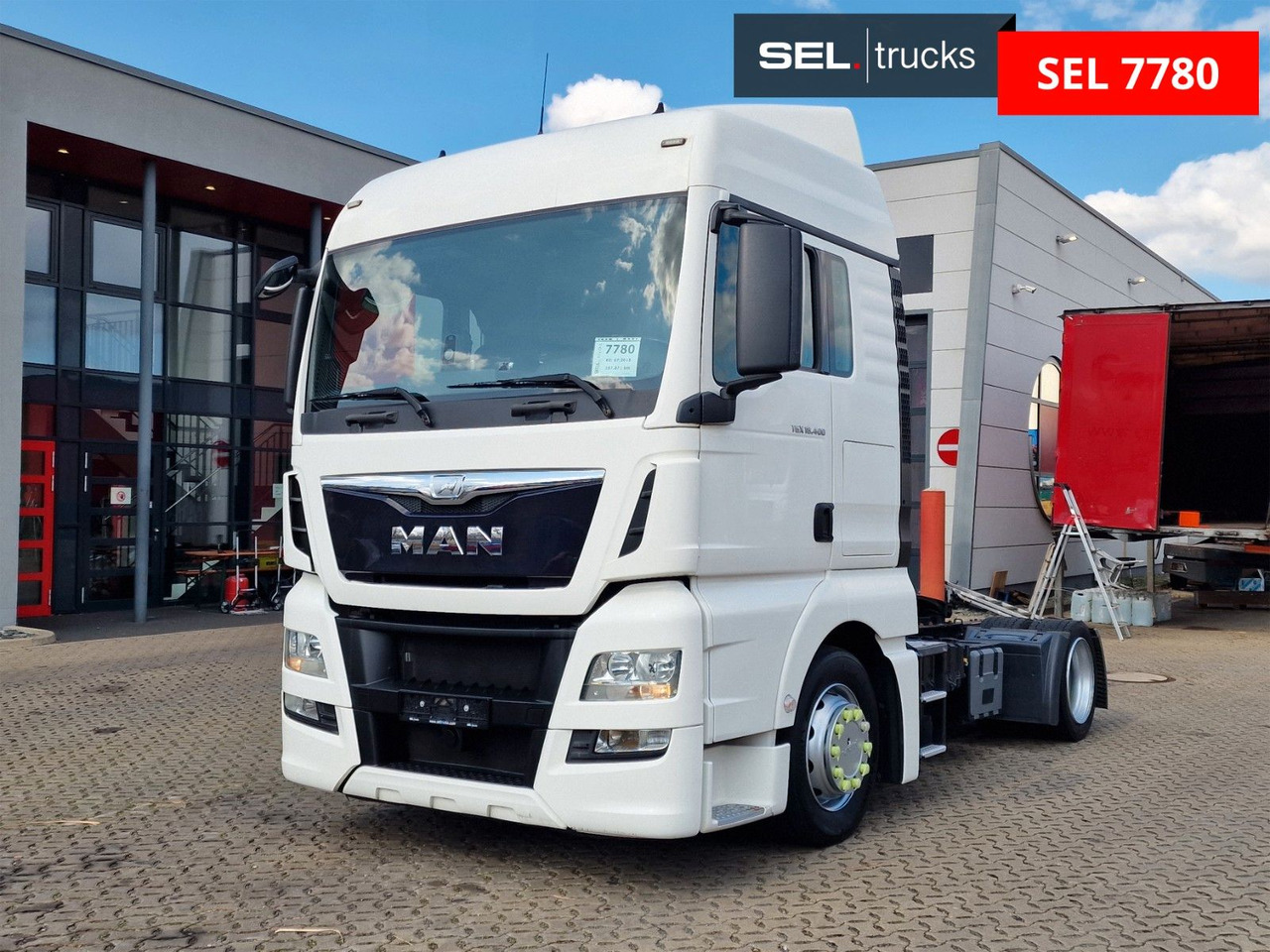 MAN TGX 18.400 4X2 LLS-U / HUBKUPPLUNG - Tracteur routier: photos 1 MAN TGX 18.400 4X2 LLS-U / HUBKUPPLUNG - Tracteur routier: photos 1