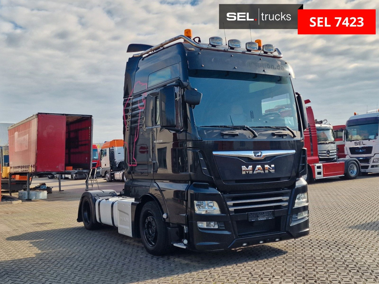 MAN TGX 18.500 4X2 LLS-U /Retarder/Xenon/Ledersitze - Tracteur routier: photos 4 MAN TGX 18.500 4X2 LLS-U /Retarder/Xenon/Ledersitze - Tracteur routier: photos 4