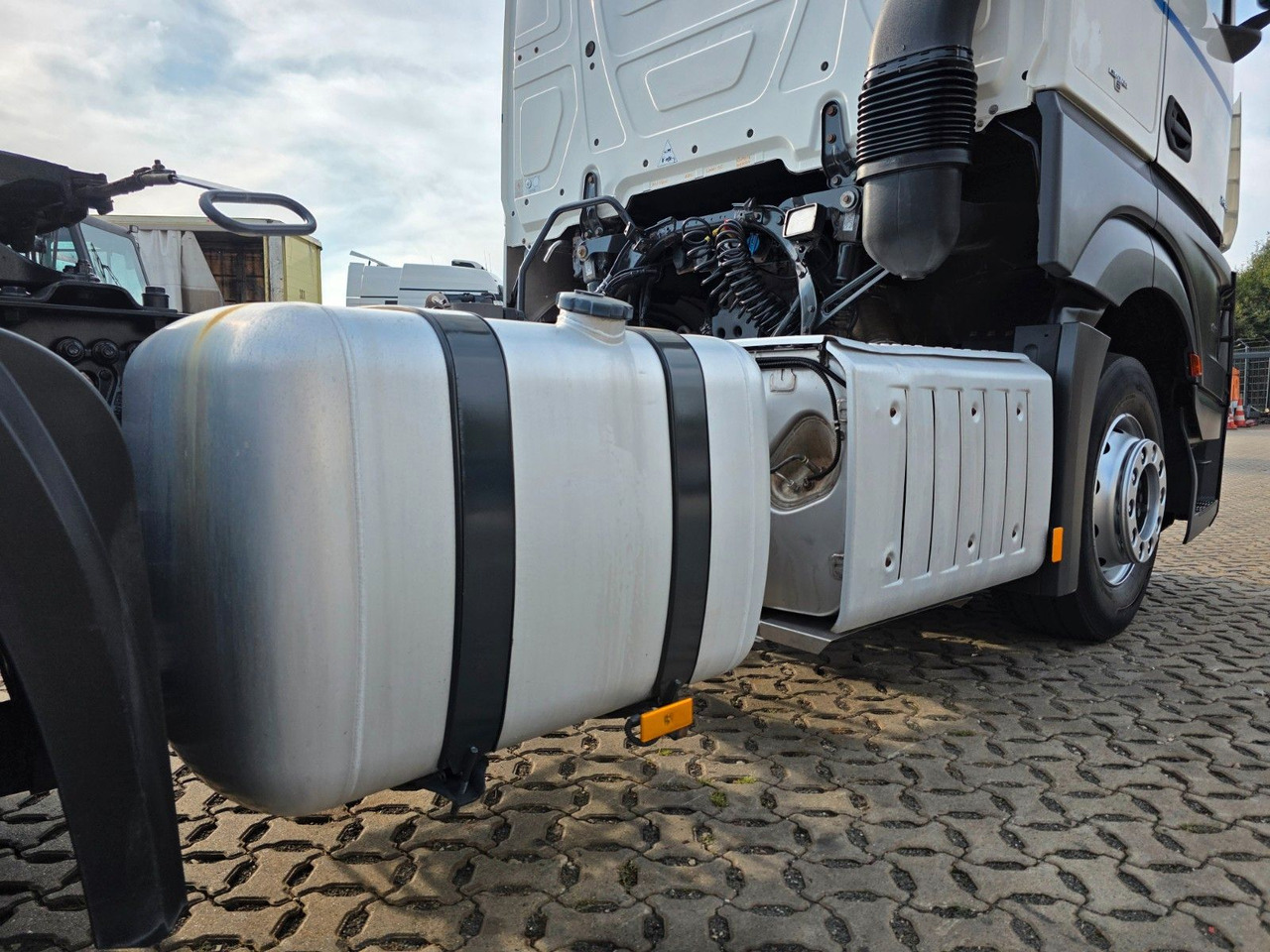 Tracteur routier Mercedes-Benz Actros 1843: photos 16 Tracteur routier Mercedes-Benz Actros 1843: photos 16