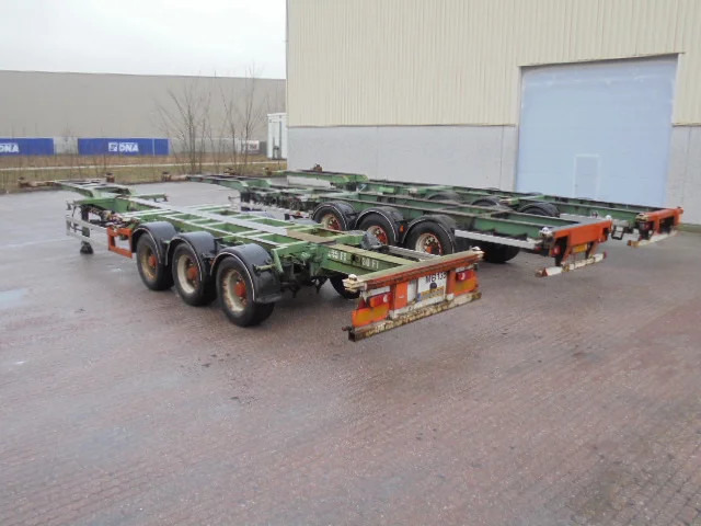 BFT CS 36 126 10 G MIDDEN EN ACHTER UITSCHUIFBAAR - Semi-remorque porte-conteneur/ Caisse mobile: photos 4 BFT CS 36 126 10 G MIDDEN EN ACHTER UITSCHUIFBAAR - Semi-remorque porte-conteneur/ Caisse mobile: photos 4