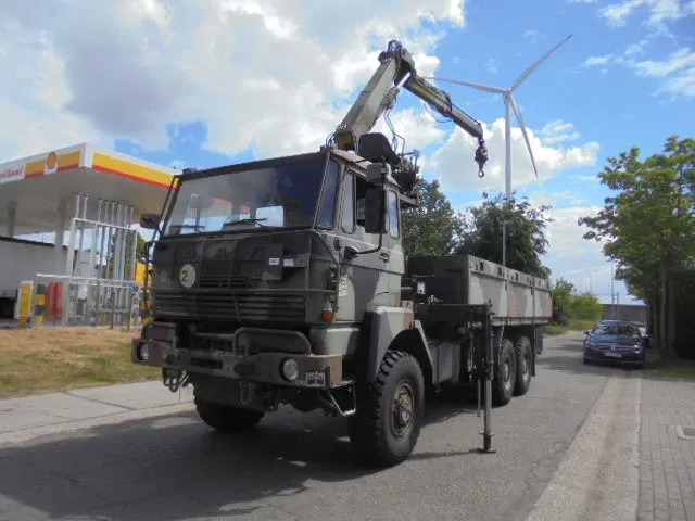DAF 6X6 + HIAB CRANE - Camion grue: photos 1 DAF 6X6 + HIAB CRANE - Camion grue: photos 1