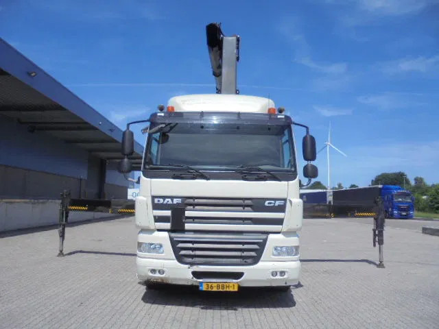DAF 85.360 360 6X2 HIAB 477/5 NL TRUCK - Camion grue: photos 2 DAF 85.360 360 6X2 HIAB 477/5 NL TRUCK - Camion grue: photos 2