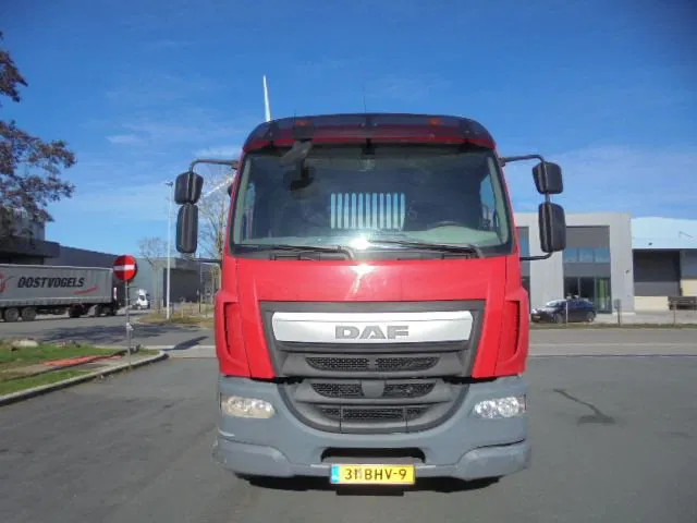 DAF LF LF 320 - Camion multibenne: photos 2 DAF LF LF 320 - Camion multibenne: photos 2