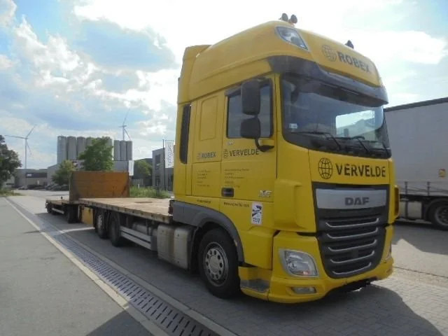 DAF XF 510 FAR 6X2 - Camion plateau: photos 3 DAF XF 510 FAR 6X2 - Camion plateau: photos 3