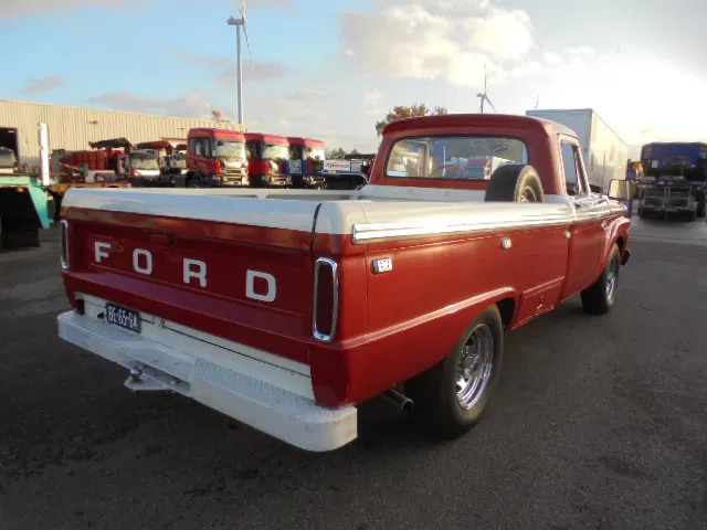 Ford USA F-250 PICK-UP - Pick-up: photos 5 Ford USA F-250 PICK-UP - Pick-up: photos 5