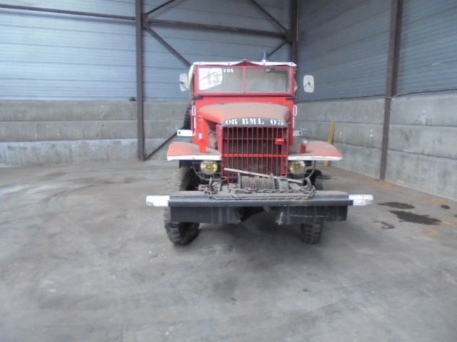 GMC CCKW 353 6X6 - Camion citerne: photos 2 GMC CCKW 353 6X6 - Camion citerne: photos 2