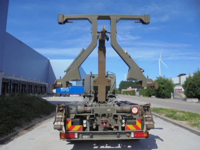 Iveco Eurotrakker 410 E37H - Camion ampliroll: photos 5 Iveco Eurotrakker 410 E37H - Camion ampliroll: photos 5