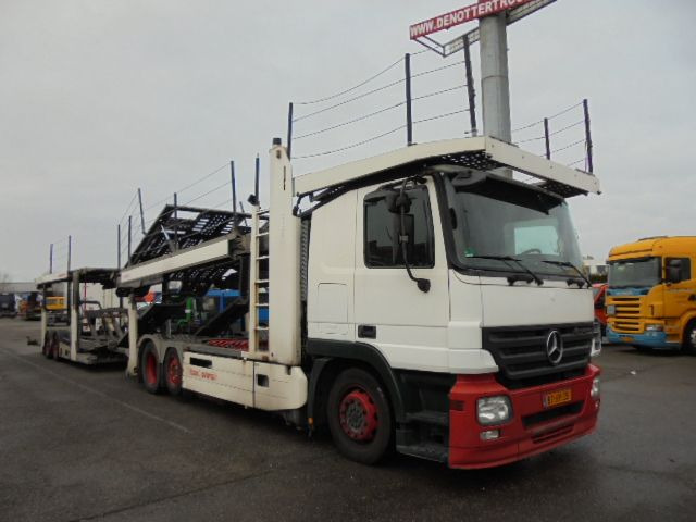 Mercedes-Benz Actros 2541 6X2 MIDLIFT - Camion porte-voitures: photos 2 Mercedes-Benz Actros 2541 6X2 MIDLIFT - Camion porte-voitures: photos 2