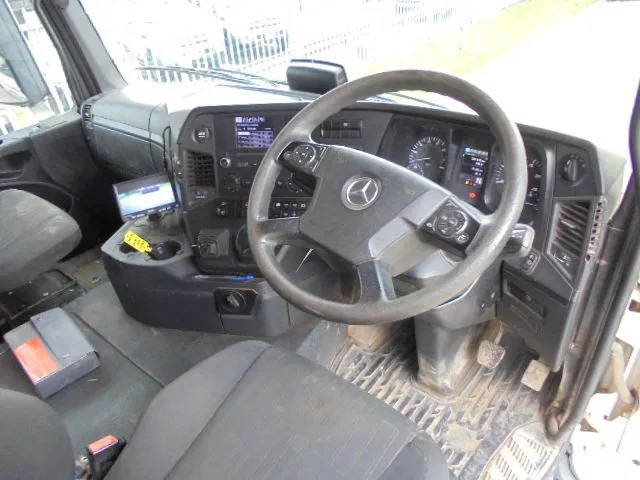 Camion benne Mercedes-Benz Arocs 3243 K 8X4: photos 8