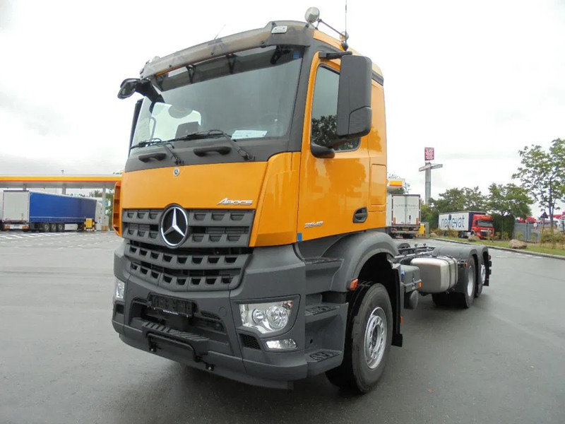 Mercedes-Benz Arocs AROCS 2848 6X2 MET FABRIEKS GARANTIE - Châssis cabine: photos 1 Mercedes-Benz Arocs AROCS 2848 6X2 MET FABRIEKS GARANTIE - Châssis cabine: photos 1