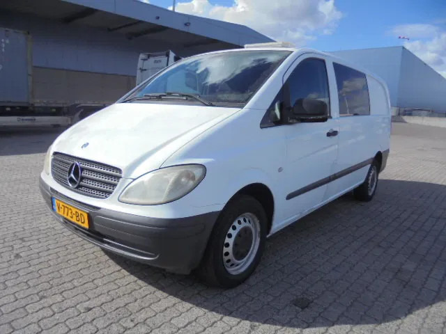 Mercedes-Benz Vito 110 - Fourgonnette, Utilitaire double cabine: photos 1 Mercedes-Benz Vito 110 - Fourgonnette, Utilitaire double cabine: photos 1
