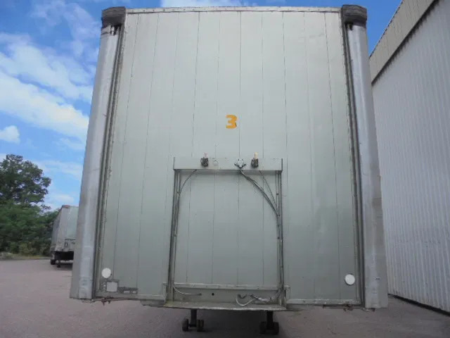 Netam-Fruehauf ONCR 19-109 APK 11-2025 NL TRAILER - Semi-remorque rideaux coulissants: photos 2 Netam-Fruehauf ONCR 19-109 APK 11-2025 NL TRAILER - Semi-remorque rideaux coulissants: photos 2