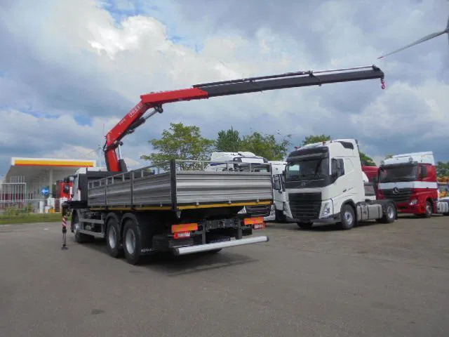 Renault 320 6X4 + FASSI F245 DEMO UNUSED - Camion plateau, Camion grue: photos 5 Renault 320 6X4 + FASSI F245 DEMO UNUSED - Camion plateau, Camion grue: photos 5