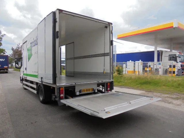 Renault D 6.5 150 NL TRUCK - crédit-bail Renault D 6.5 150 NL TRUCK: photos 6 Renault D 6.5 150 NL TRUCK - crédit-bail Renault D 6.5 150 NL TRUCK: photos 6